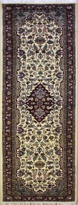 2'7x10'9 Pak Persian High Quality Area Rug with Wool Pile - Floral Design | Hand-Knotted in White