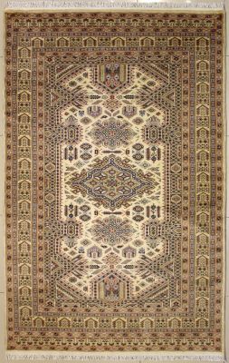 5'1x8'7 Caucasian Design Area Rug with Silk & Wool Pile - Geometric Design | Hand-Knotted in White