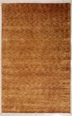 4'10x7'11 Gabbeh Area Rug made using Vegetable dyes with Wool Pile - Solid Design | Hand-Knotted in Reddish Brown