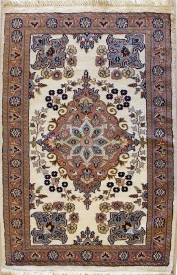 2'6x3'11 Pak Persian Area Rug with Silk & Wool Pile - Floral Design | Hand-Knotted in Ivory