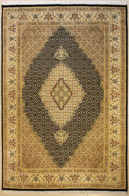 7'11x10'6 Pak Persian High Quality Area Rug with Silk & Wool Pile - Floral Medallion Design | Hand-Knotted in Black