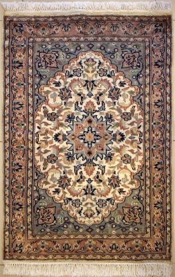 2'7x4'0 Pak Persian Area Rug with Silk & Wool Pile - Floral Design | Hand-Knotted in Ivory