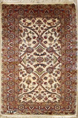 2'5x4'0 Pak Persian Area Rug with Silk & Wool Pile - Floral Design | Hand-Knotted in Ivory