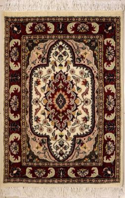 2'0x3'0 Pak Persian High Quality Area Rug with Wool Pile - Floral Medallion Design | Hand-Knotted in White