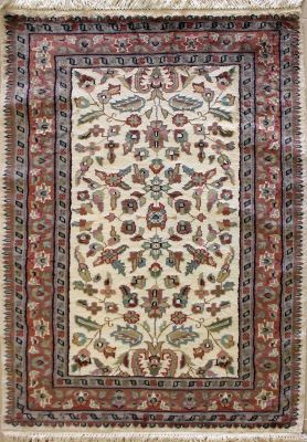 2'8x4'1 Pak Persian Area Rug with Silk & Wool Pile - Floral Design | Hand-Knotted in Ivory