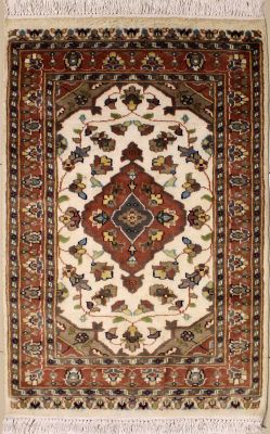 2'6x4'3 Pak Persian Area Rug with Silk & Wool Pile - Floral Design | Hand-Knotted in Ivory