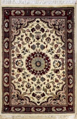2'7x3'10 Pak Persian High Quality Area Rug with Wool Pile - Floral Design | Hand-Knotted in White