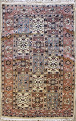 3'1x5'1 Pak Persian Area Rug with Silk & Wool Pile - Bakhtiari panel Design | Hand-Knotted in Ivory