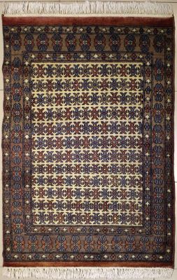 3'9x5'5 Caucasian Design Area Rug with Wool Pile - Geometric Design | Hand-Knotted in White
