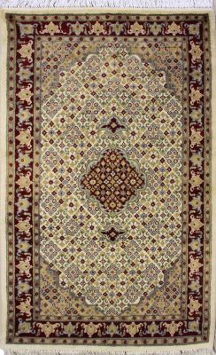3'0x5'5 Pak Persian High Quality Area Rug with Wool Pile - Floral Medallion Design | Hand-Knotted in White