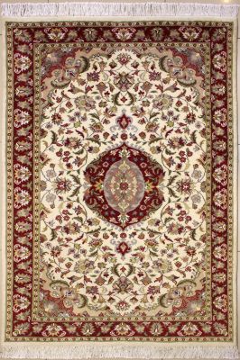4'x6'2" Wonderful Medallion Pak Persian Rug in Gorgeous White, Beige & Red, New 4x6 Wool, Silk Double Knot Perfection, Hand-Knotted Kashan / Isfahan Rug, qk08905 
