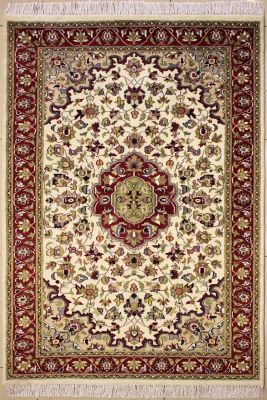 4'x6'5" Elated Medallion Pak Persian Rug in Glowing White, Beige & Red, New 4x6 Wool Double Knot Pinnacle, Hand-Knotted Kashan / Isfahan Rug, qk08918 