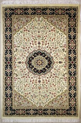 4'5"x7' Entrancing Floral Pak Persian Rug in Captivating White, Beige & Blue, New 4.5x7 Wool Double Knot Achievement, Hand-Knotted Kashan / Isfahan Rug, qk08863 