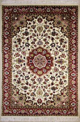 4'x6'2" Dreamlike Floral Pak Persian Rug in Graceful White, Beige & Red, New 4x6 Wool Double Knot Wonder, Hand-Knotted Kashan / Isfahan Rug, qk08897 
