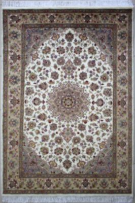 4'6"x7'1" Exquisite Medallion Pak Persian Rug in Rhythmic White, Beige & Reddish Brown, New 4.5x7 Wool Double Knot Artistry, Hand-Knotted Kashan / Isfahan Rug, qk08937 