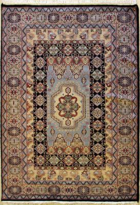 4'7x6'8 Caucasian Design Area Rug with Wool Pile - Geometric Design | Hand-Knotted in Black