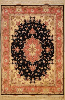 4'9x6'7 Pak Persian High Quality Area Rug with Silk & Wool Pile - Medallion Design