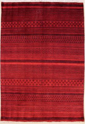 4'9x8'3 Gabbeh Area Rug made using Vegetable dyes with Wool Pile - Geometric Design | Hand-Knotted in Red
