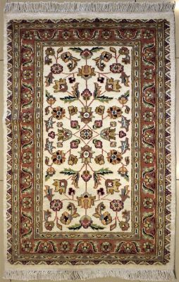 2'7x4'2 Pak Persian Area Rug with Silk & Wool Pile - Floral Design | Hand-Knotted in Ivory