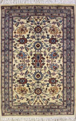 2'6x4'0 Pak Persian High Quality Area Rug with Wool Pile - Mahal Floral Design | Hand-Knotted in White