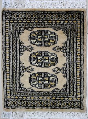 1'6"x2' Legendary Elephant Foot Bokhara Jaldar Rug in Glittering Beige, Black & Gold, New 1.5x2 Wool Composition, Hand-Knotted Mori Rug, qk09030