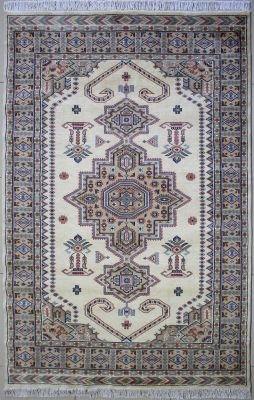4'11"x7'11" Vivid Medallion Caucasian Rug in Glittering White, Beige & Grey, New 5x8 Wool, Silk Workmanship, Hand-Knotted Rug, qk09069