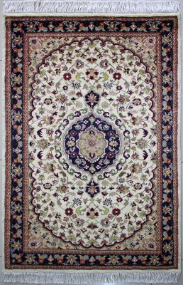 3'1x5'2 Pak Persian High Quality Area Rug with Wool Pile - Floral Design | Hand-Knotted in White