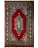4'6x6'9 Pak Persian Area Rug with Wool Pile - Medallion Design | Hand-Knotted in Red